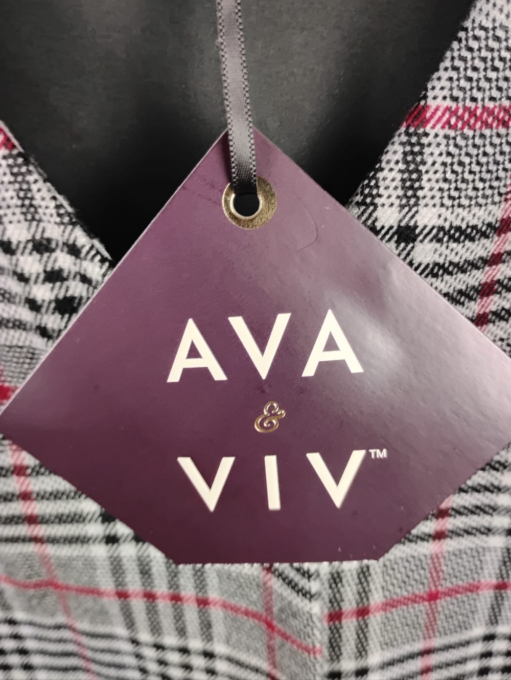 New Ava & Viv Plaid Vest in Black, Gray & Red Combo Size Women's 2X - Picture 5 of 5